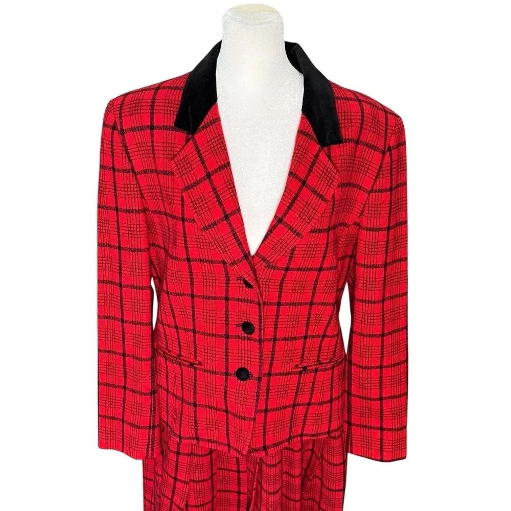 Vintage Pendleton Blazer Skirt Suit Set Women's 12 Red Plaid Tartan Wool USA 70s